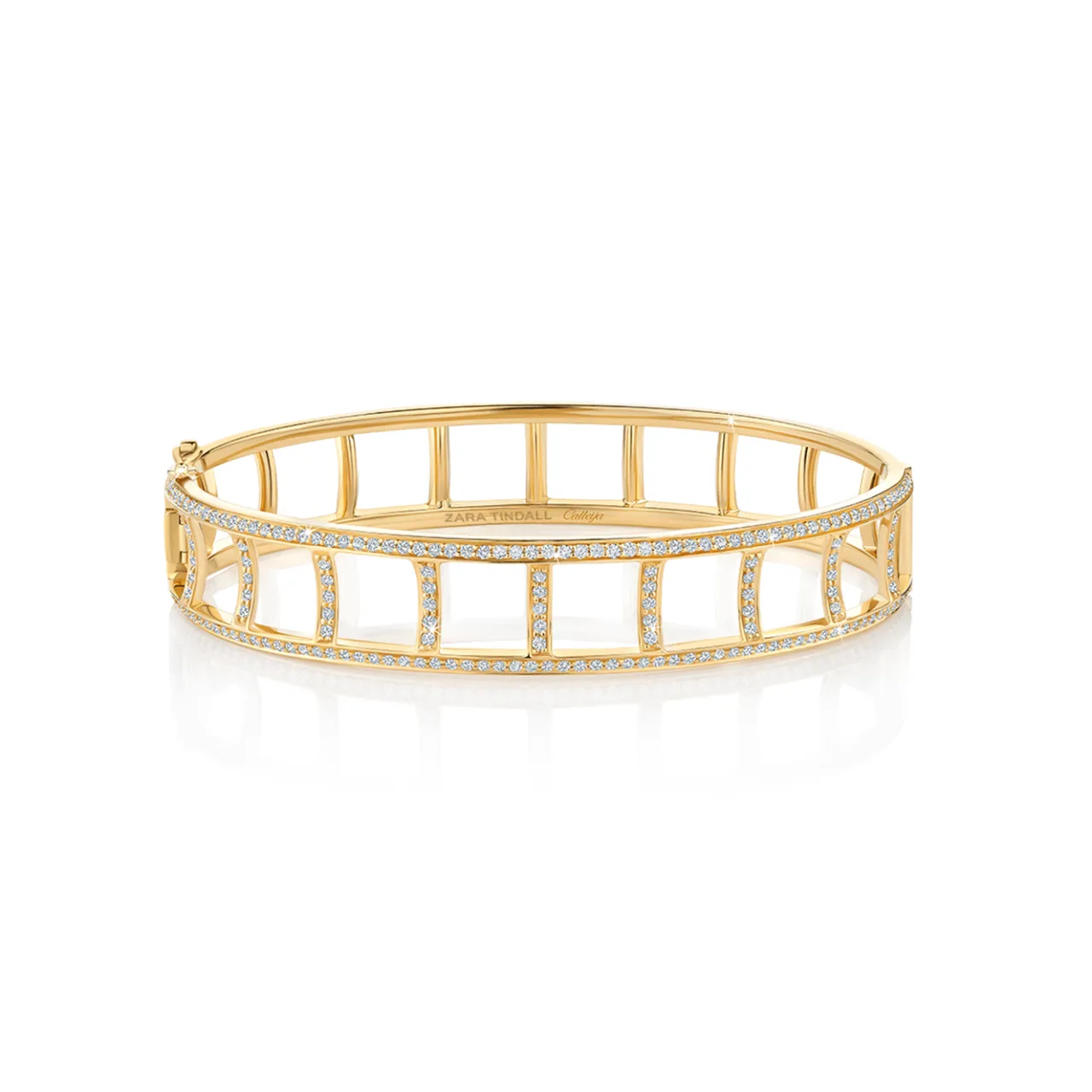 zara_tindall_by_calleija__0-35.webp Calleija Bracelets*Zara Tindall by Coronet Suite 18ct Yellow Gold and White Diamond Bangle